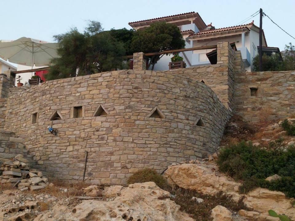 Ikarian Endless Blue Guest House Kouniadi Екстериор снимка